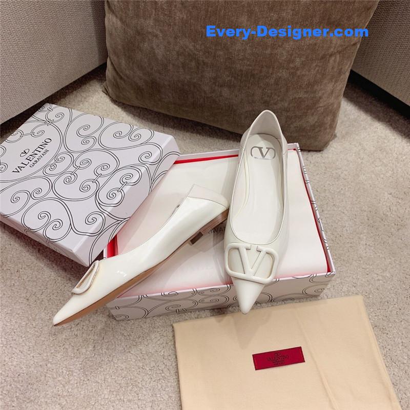 Va1e*ntin0 v logo slip-ons