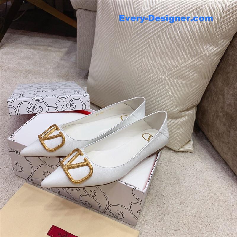 Va1e*ntin0 v logo slip-ons