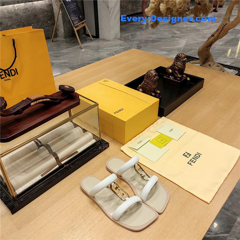 F**di flat beach sandals