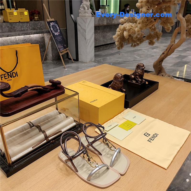 fendi flat beach sandals