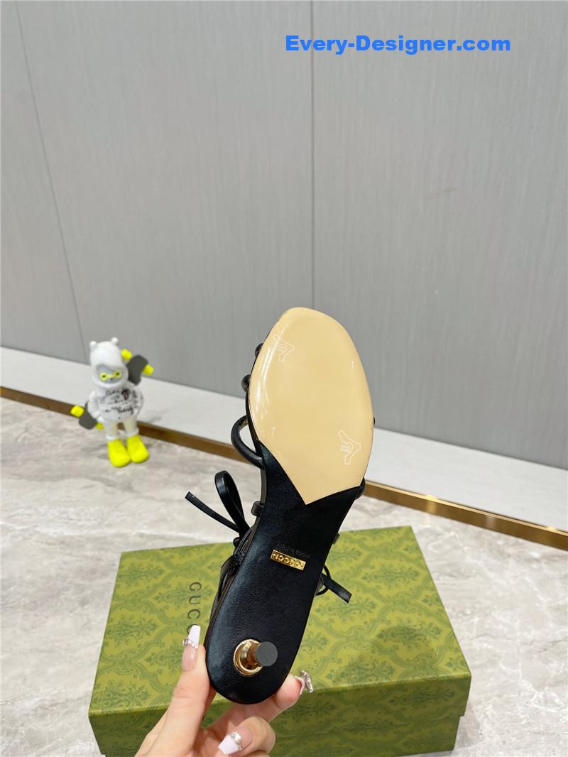 Gucci early spring new sandals