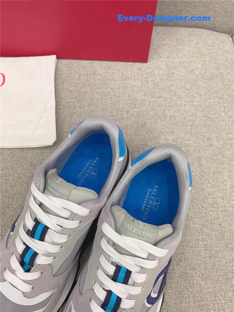 Va1e*ntin0 new sneakers