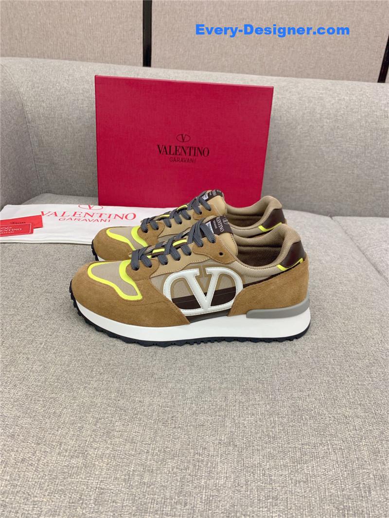 Va1e*ntin0 new sneakers