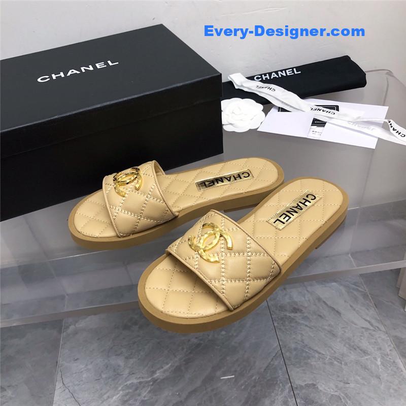 CC explosion Iogo sandals