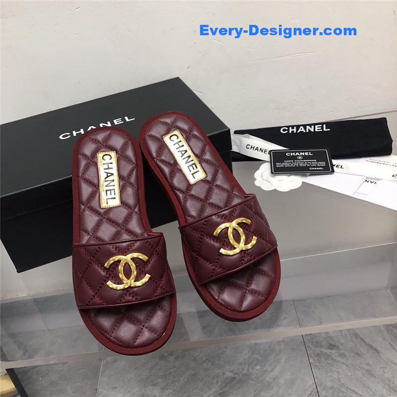 CC explosion Iogo sandals