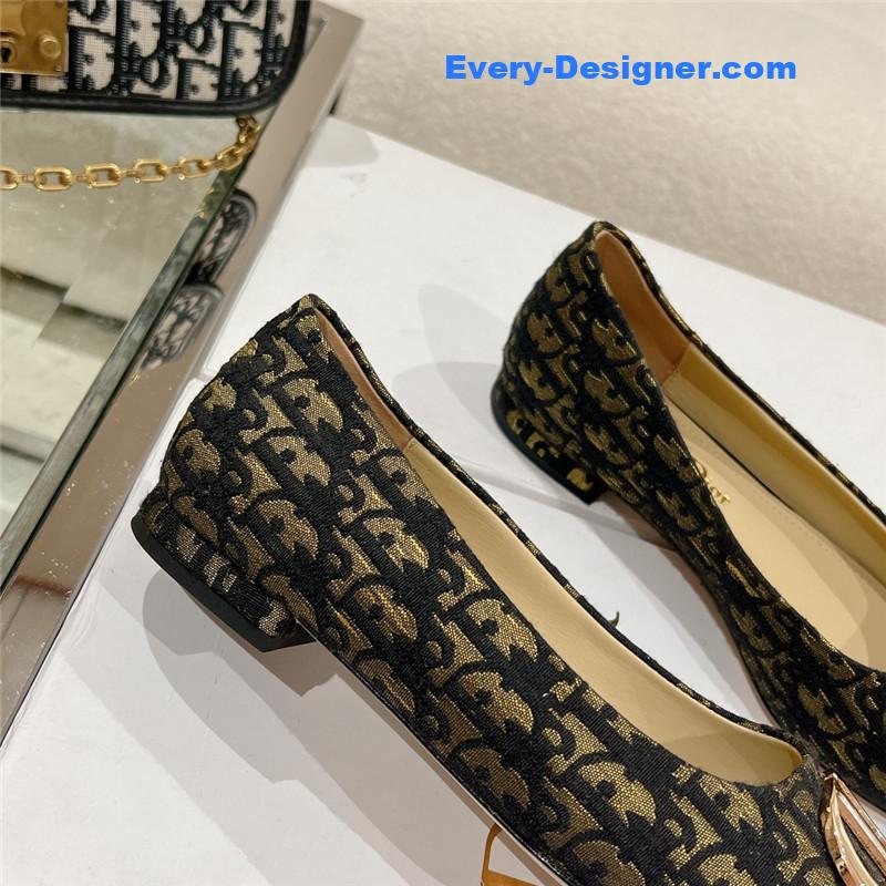 D10r early spring new pointed flat shoes