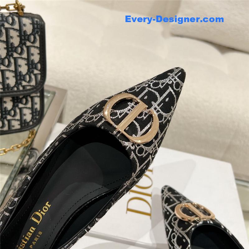 D10r early spring new pointed flat shoes