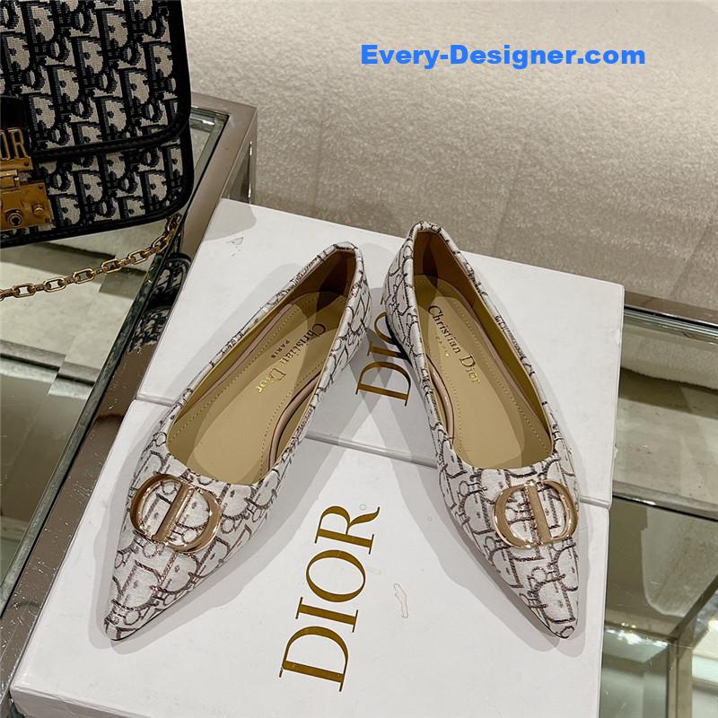 D10r early spring new pointed flat shoes