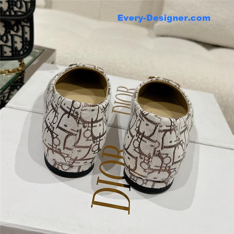 D10r early spring new pointed flat shoes