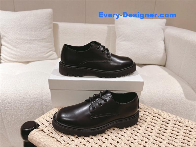 THE ROW Vintage Square Toe Platform Shoes