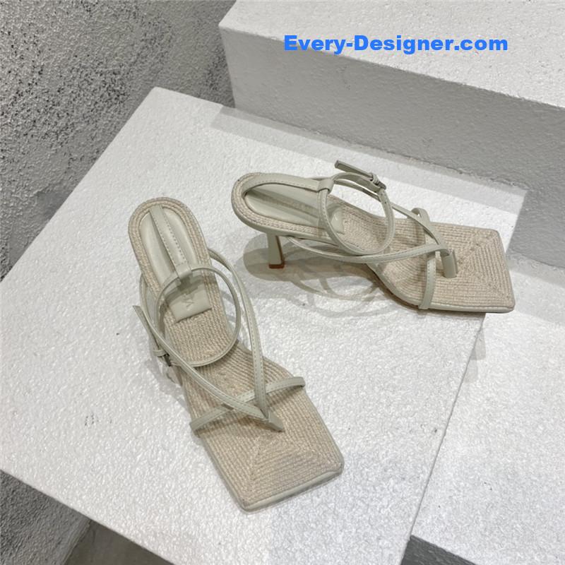 b0tt*ga Ven*ta classic heeled sandals