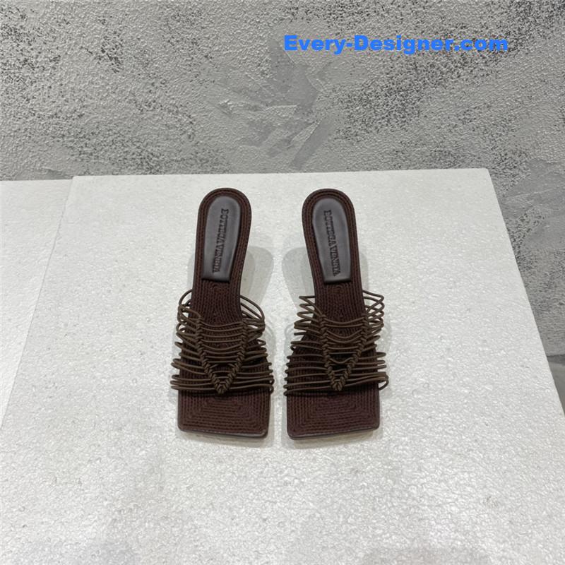 b0tt*ga Ven*ta classic heeled sandals