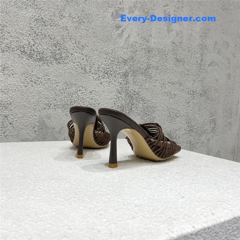 b0tt*ga Ven*ta classic heeled sandals