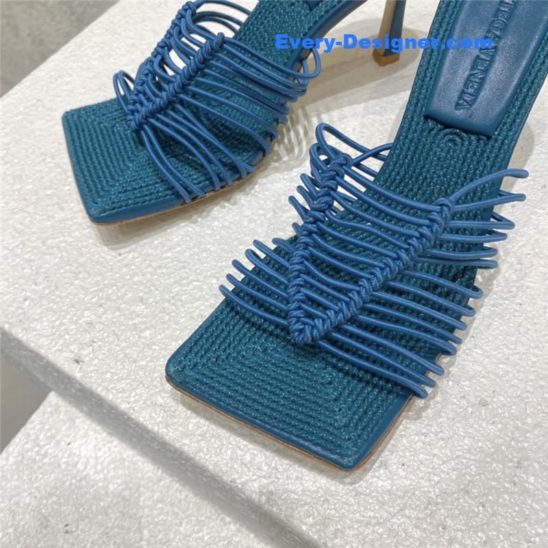 b0tt*ga Ven*ta classic heeled sandals