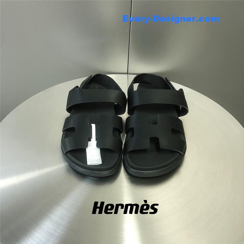 H**me5 genius second uncle sandals