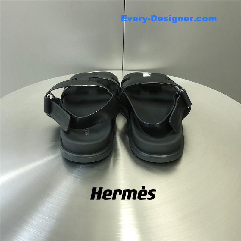 H**me5 genius second uncle sandals