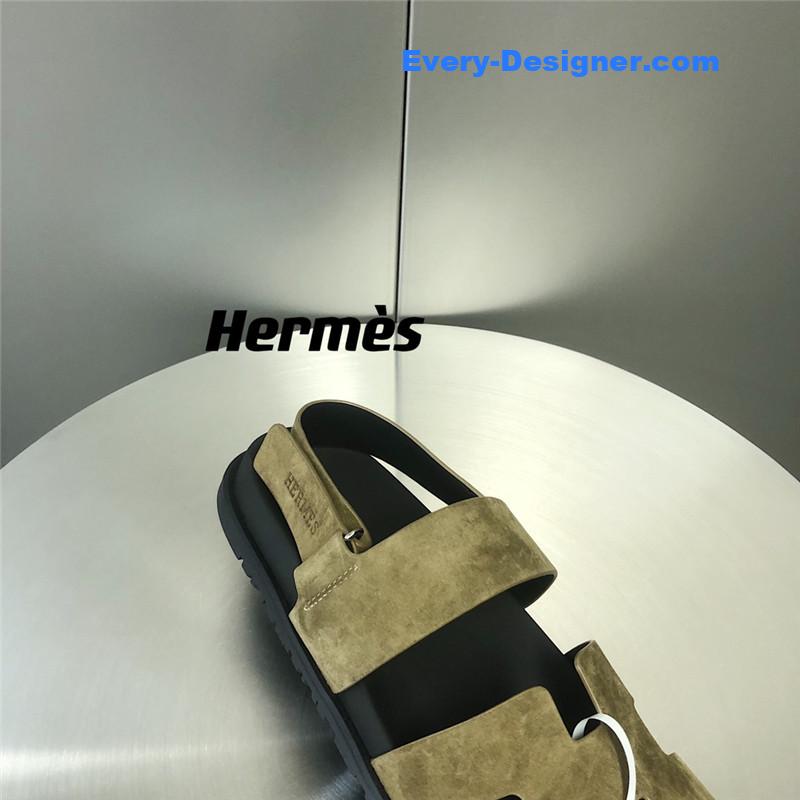 H**me5 genius second uncle sandals