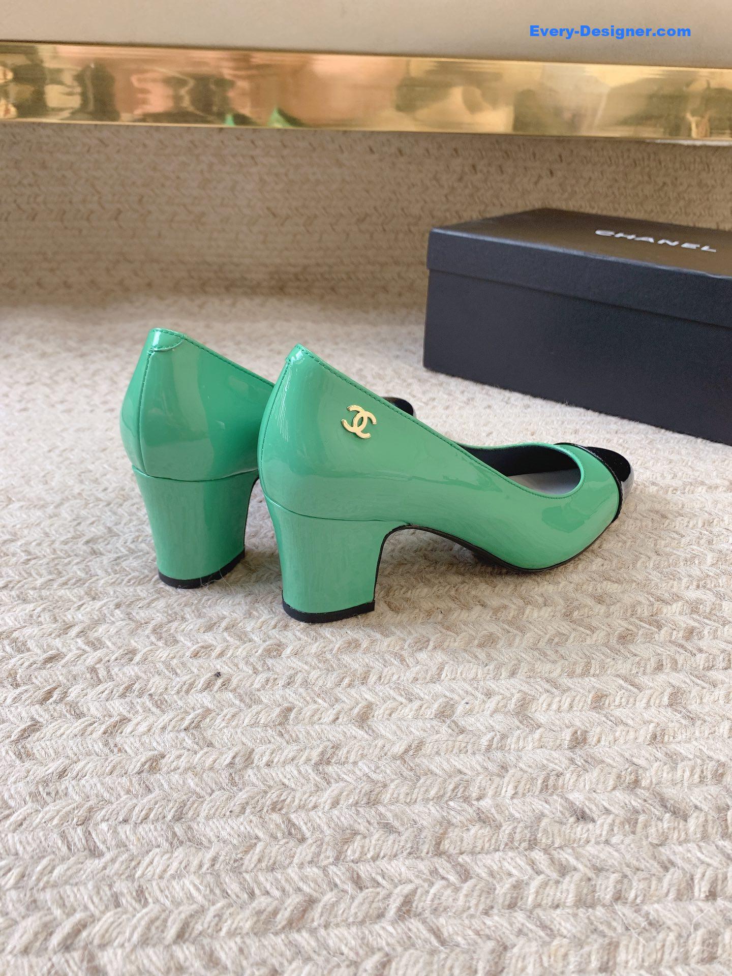 CC new patent leather shoes