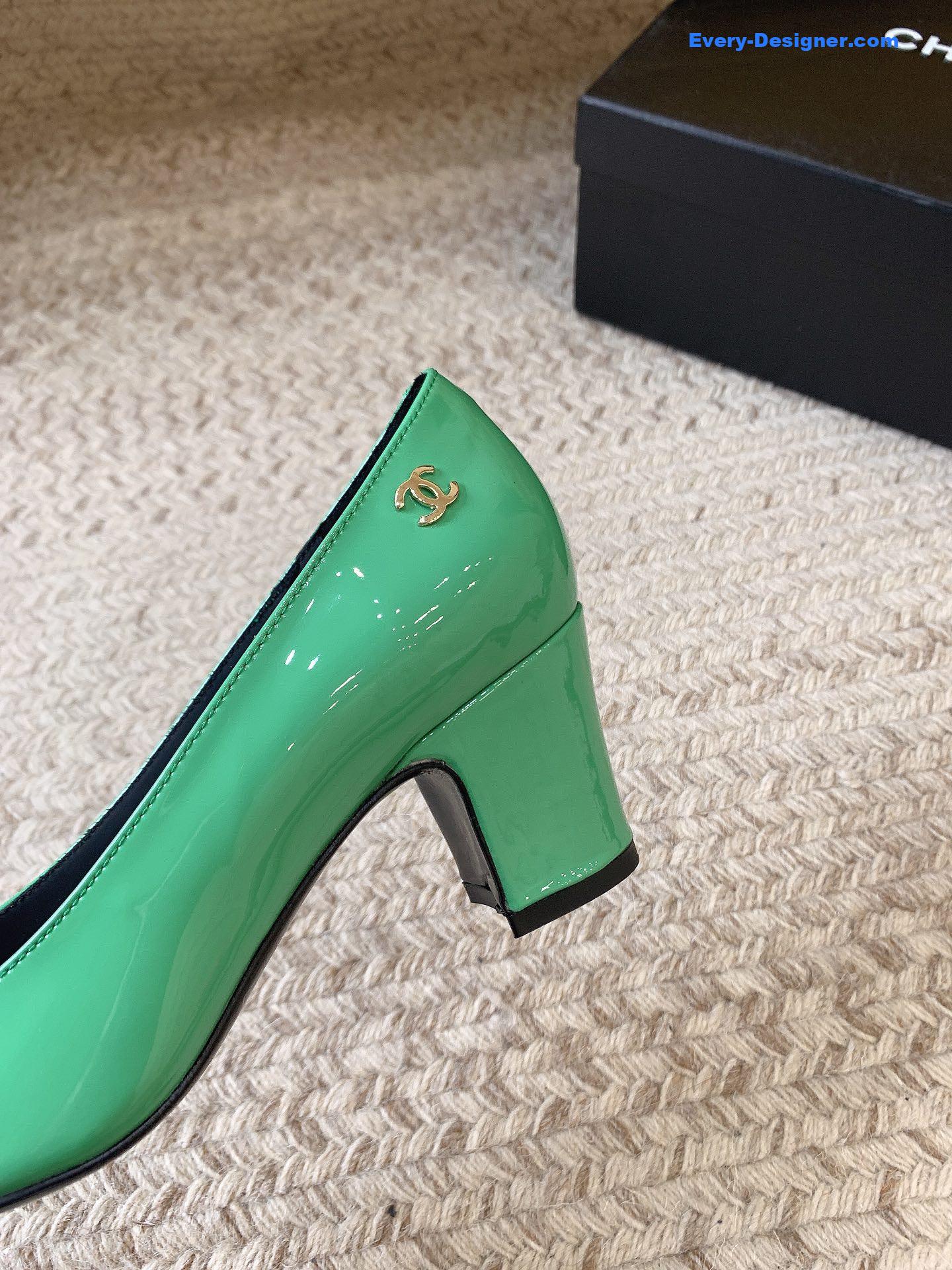 CC new patent leather shoes