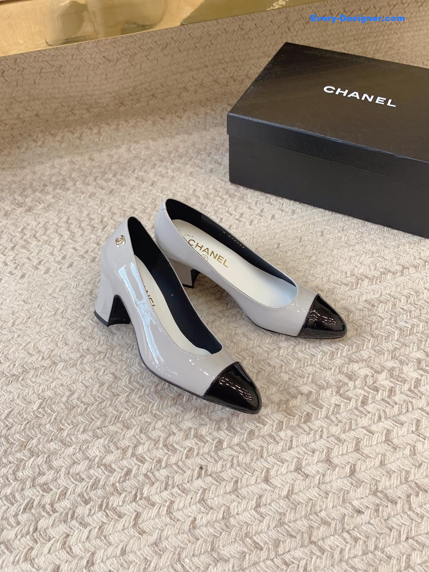 CC new patent leather shoes