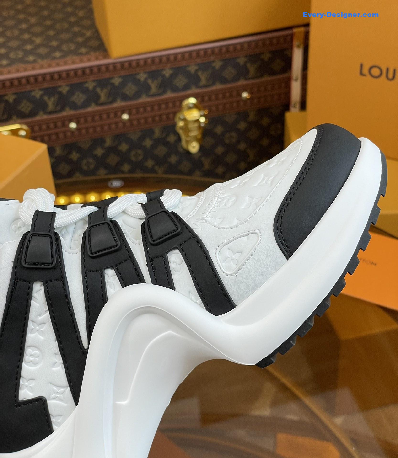 louis vuitton LV hardware casual sports daddy shoes