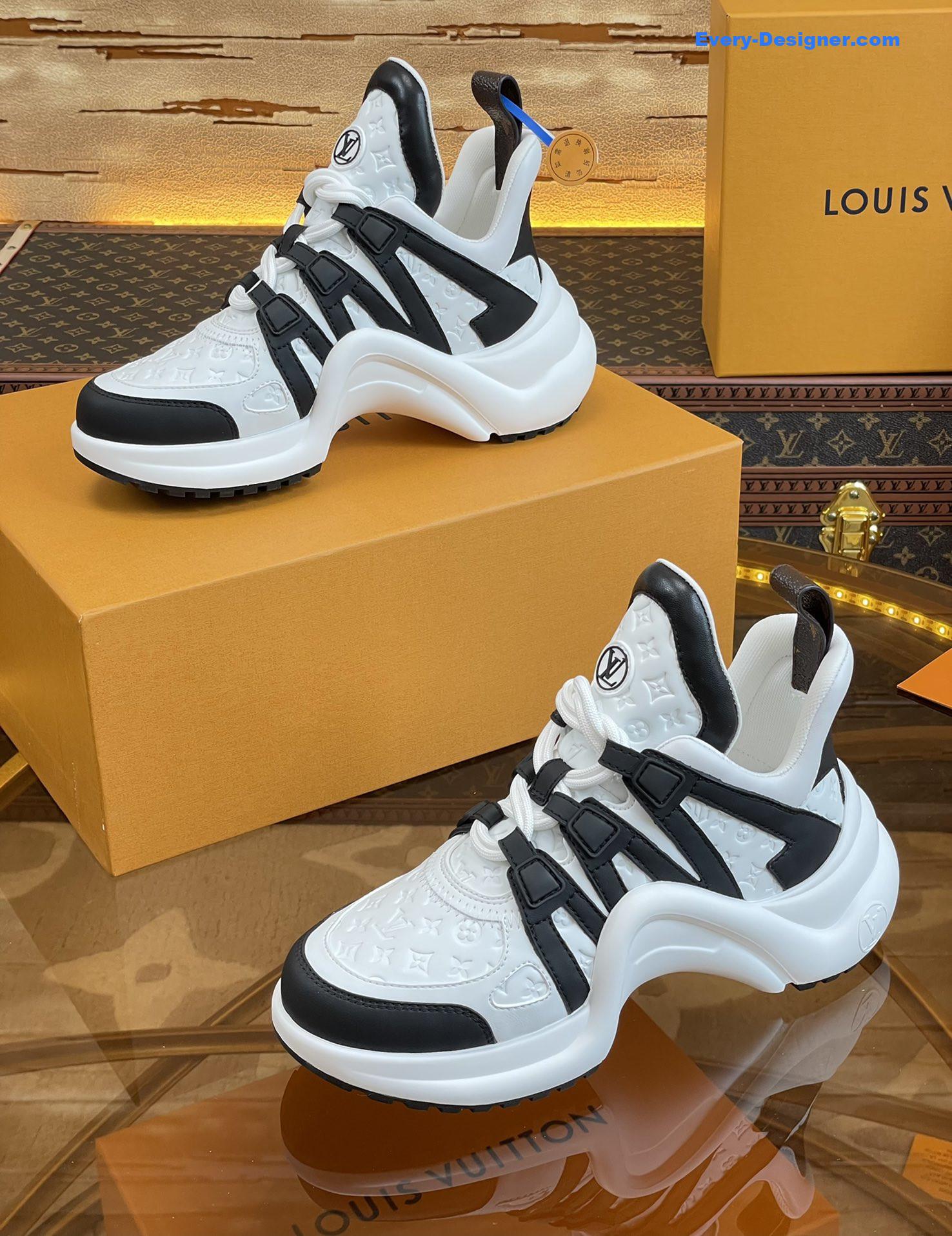 louis vuitton LV hardware casual sports daddy shoes