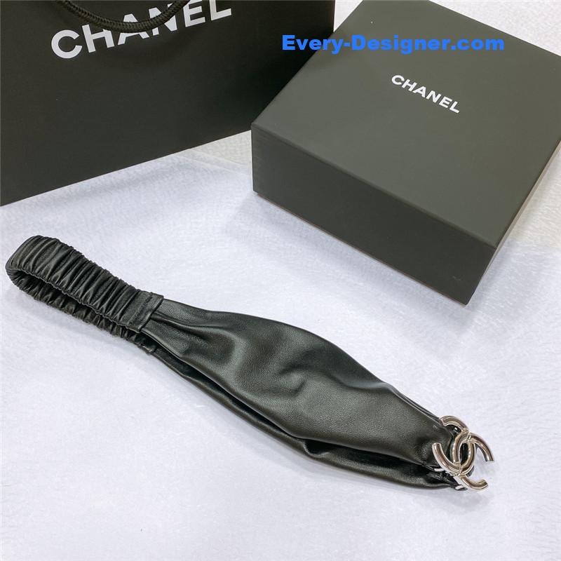 Chanel smooth Chanel brass buckle sheepskin elastic belt