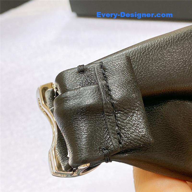 Chanel smooth Chanel brass buckle sheepskin elastic belt