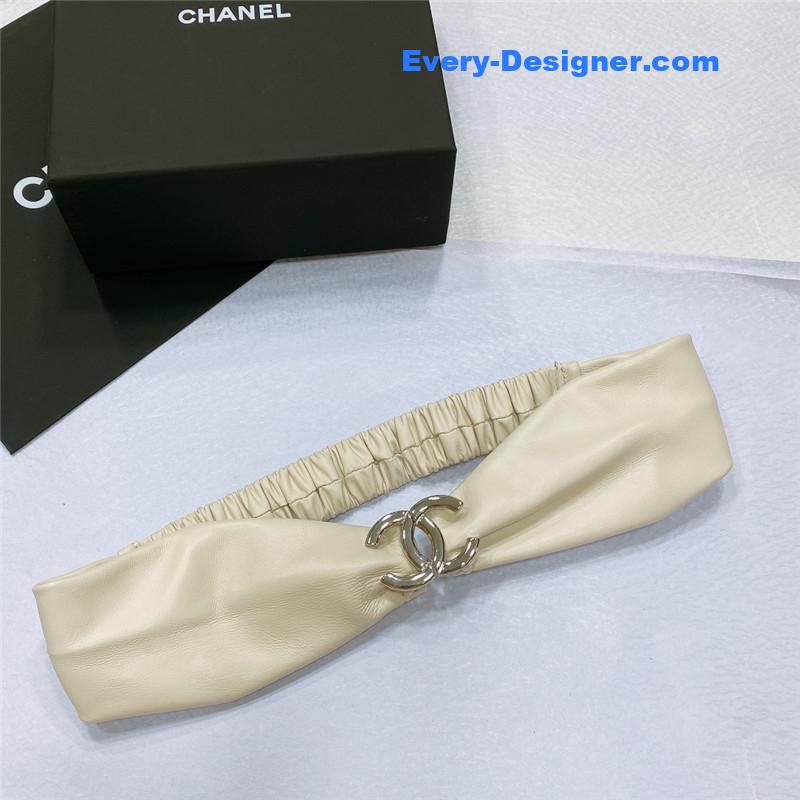 Chanel smooth Chanel brass buckle sheepskin elastic belt