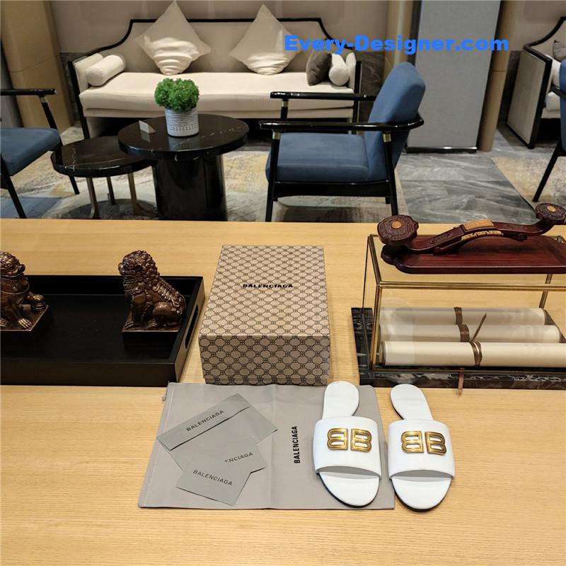 Ba1en*iaga flat heel round toe slide side slides