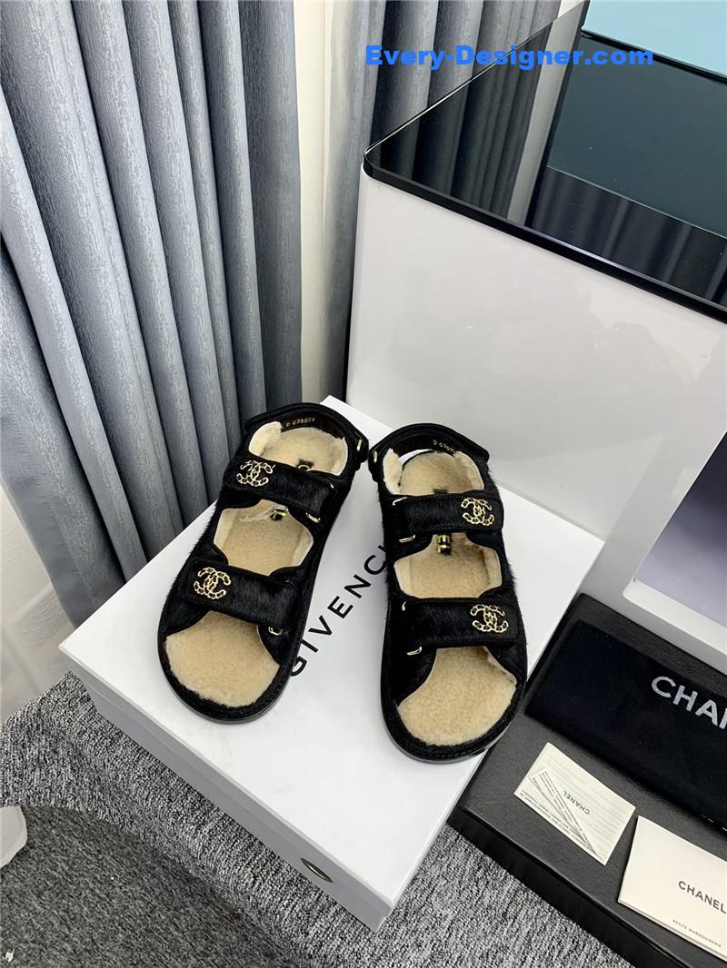 CC beach sandals
