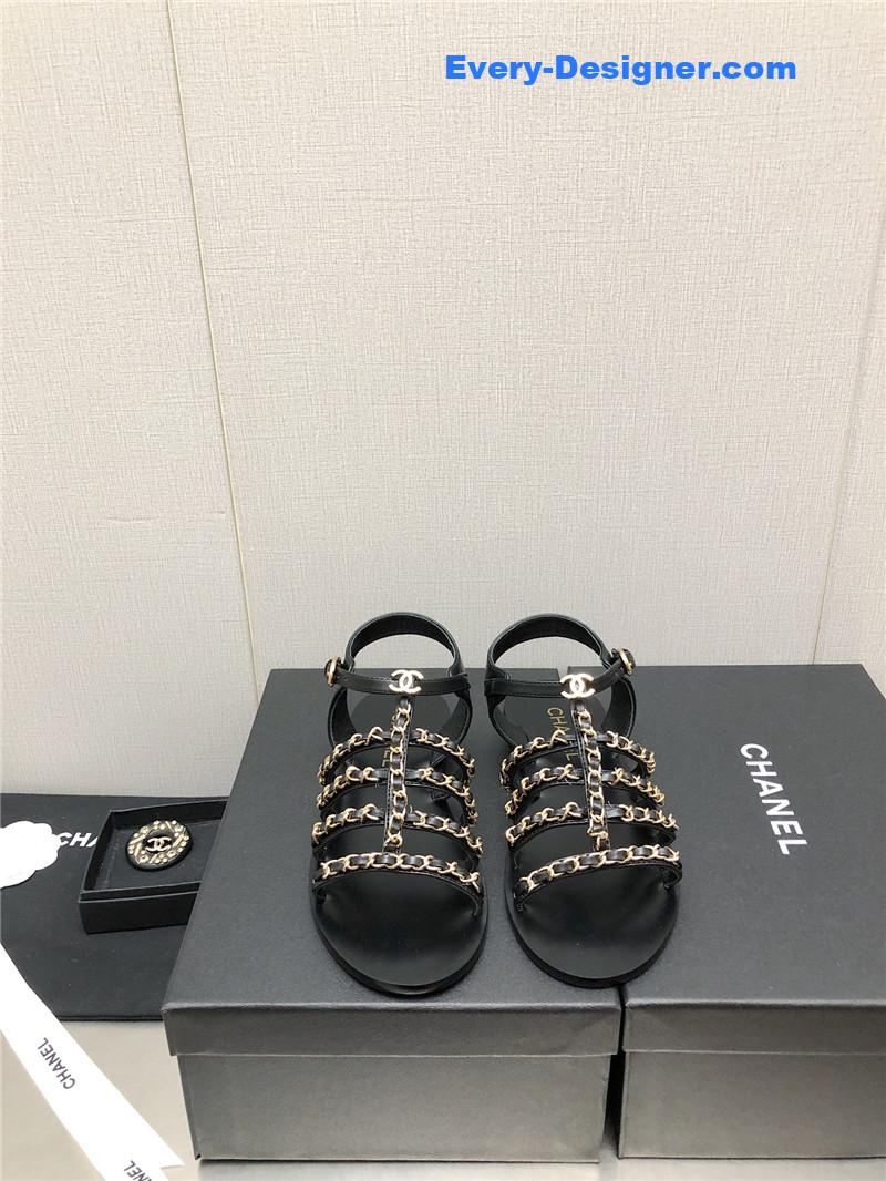 Ch**el chain sandals
