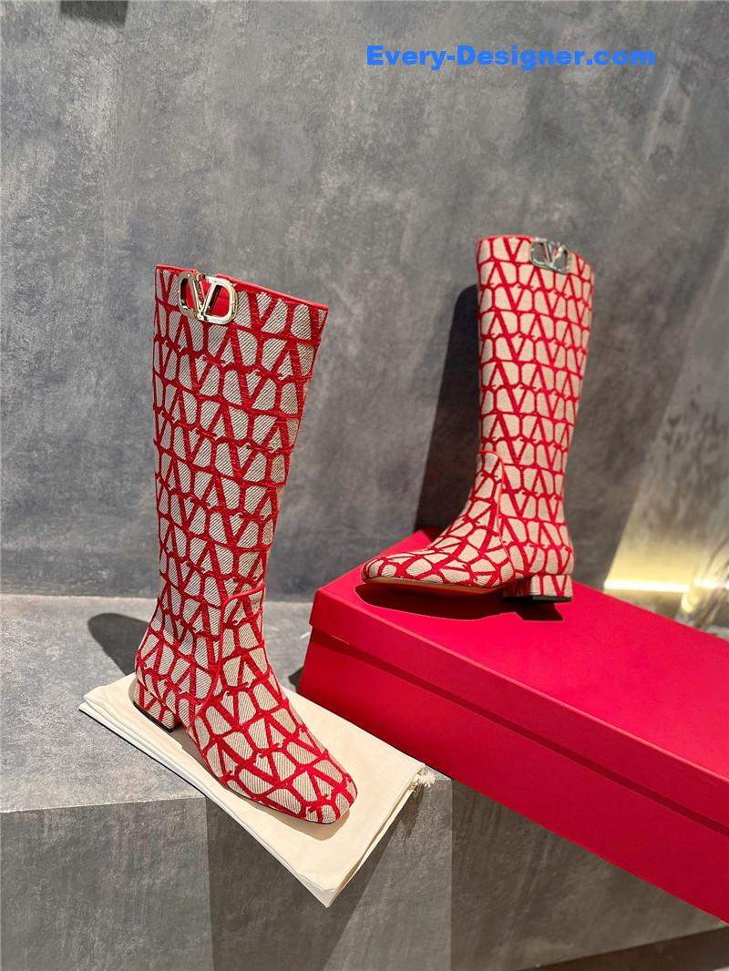 Va1e*ntin0 leather outsole mid boots