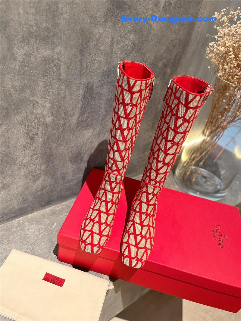 Va1e*ntin0 leather outsole mid boots