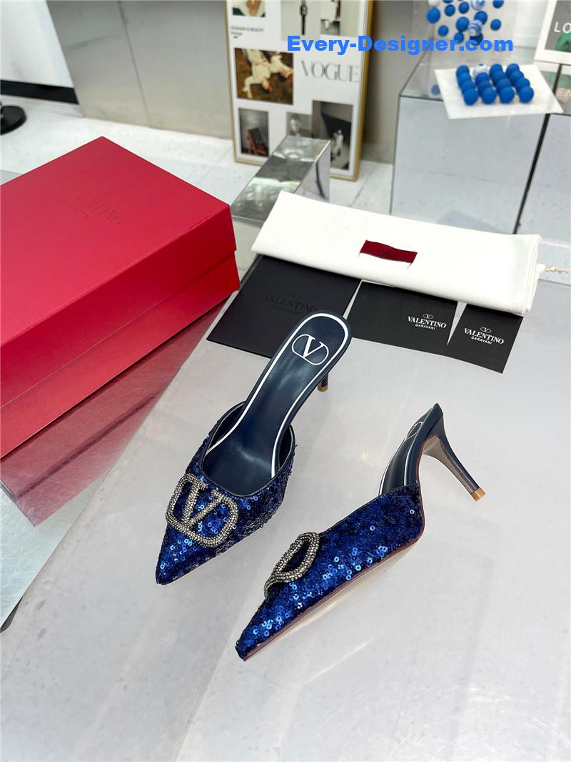 Va1e*ntin0 new sequin version v buckle classic slippers