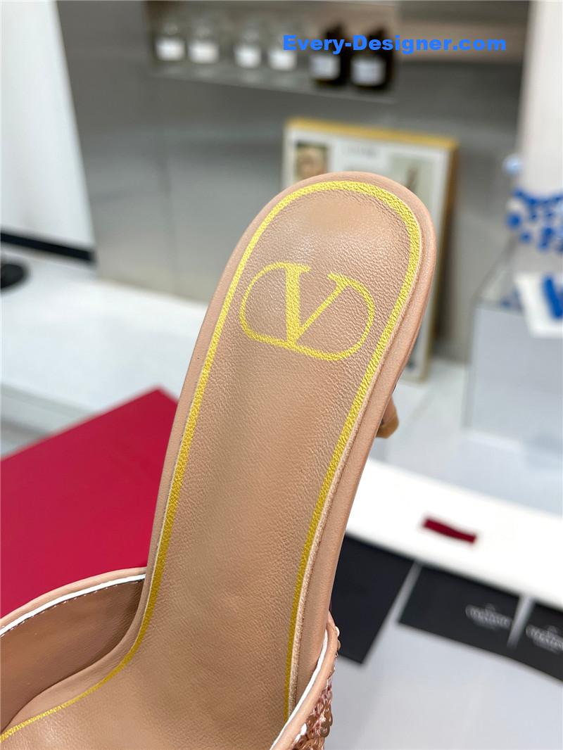Va1e*ntin0 new sequin version v buckle classic slippers