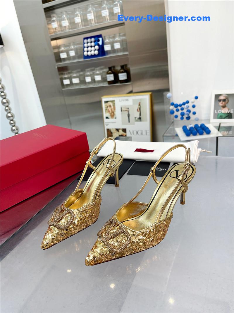 Va1e*ntin0 classic sandals in sequined version with v buckle