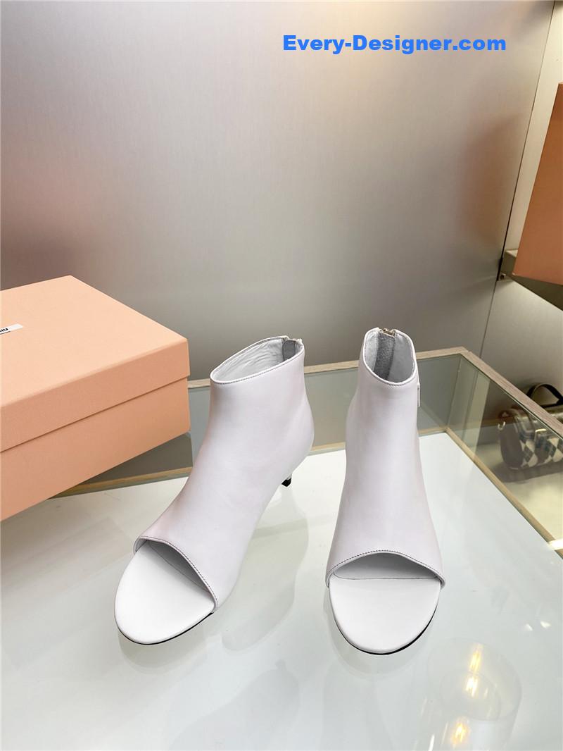 M1um1u fish mouth sandals