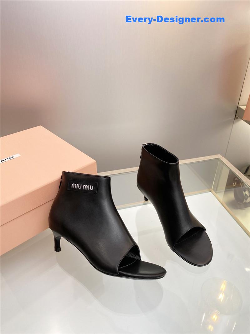 M1um1u fish mouth sandals