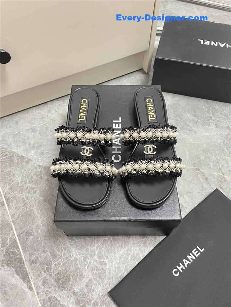 CC new pearl buckle slippers