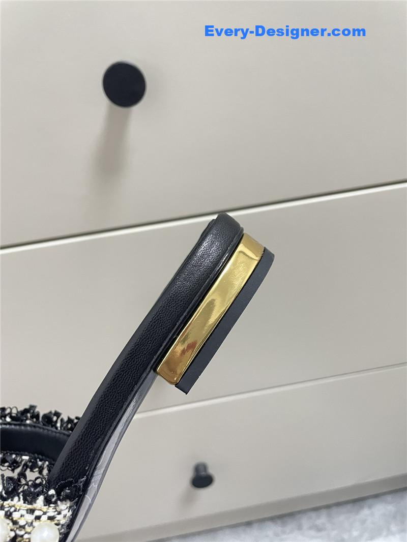 CC new pearl buckle slippers