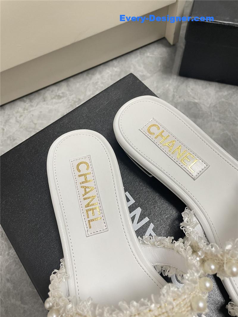 CC new pearl buckle slippers