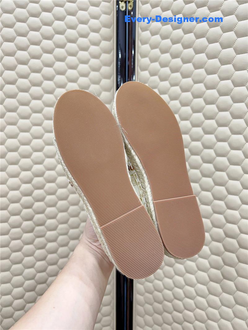 Ce1i*e new triumphal arch fisherman shoes