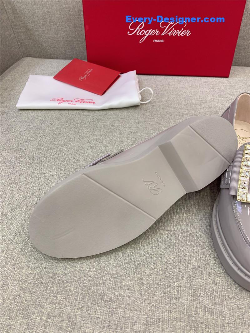 Roger vivier classic loafers