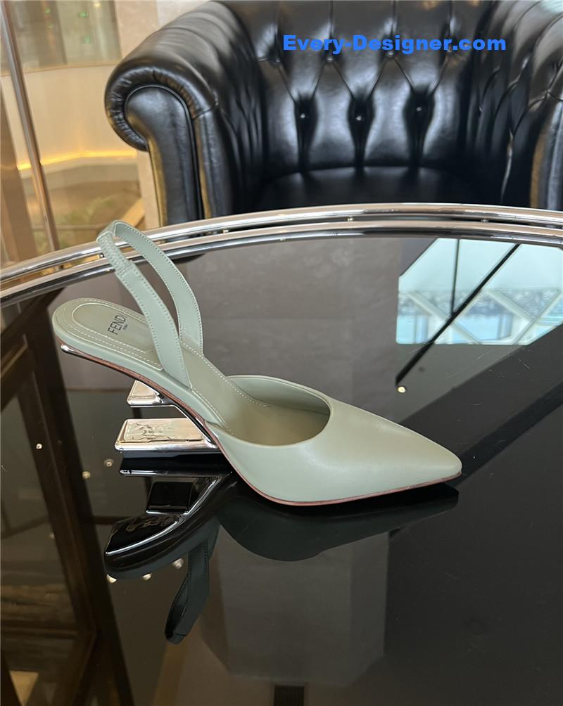 F**di f-shaped three-dimensional heel pumps