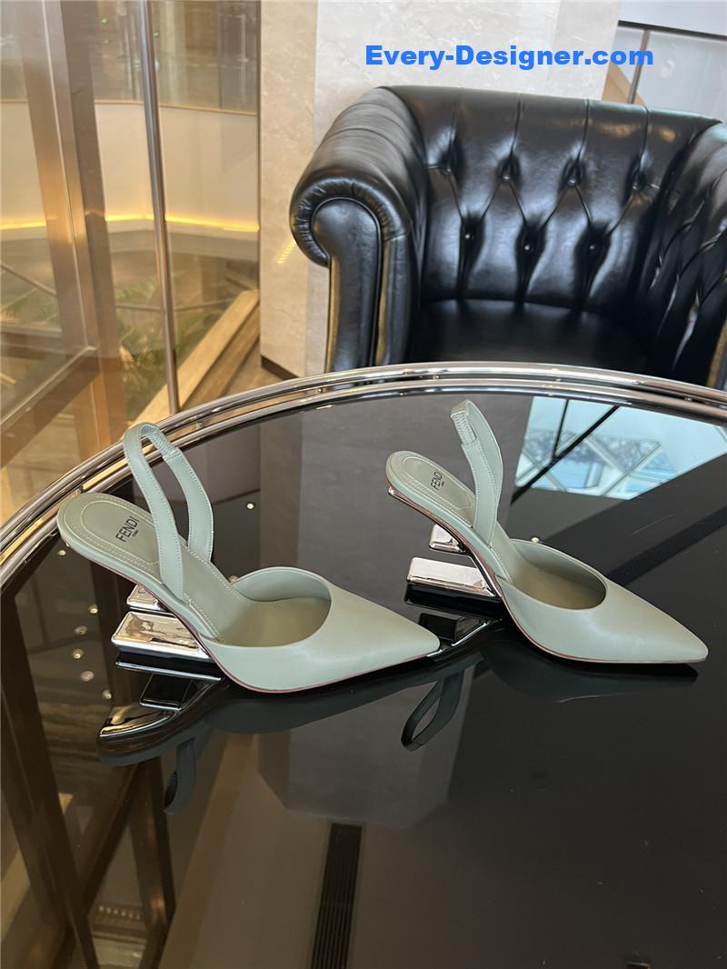 F**di f-shaped three-dimensional heel pumps