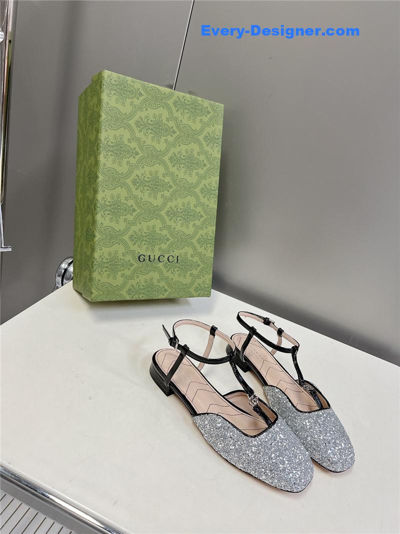 Gucci double G hardware buckle embellished sandals