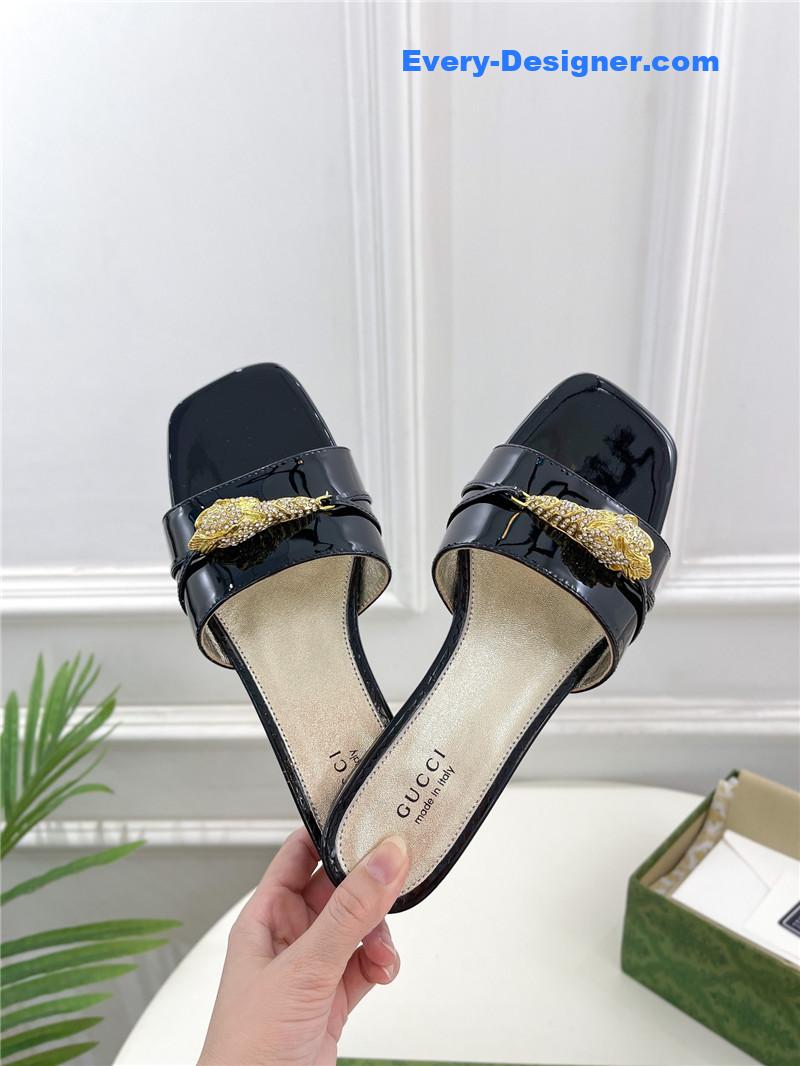 Gvc*1 new metal snake head slippers