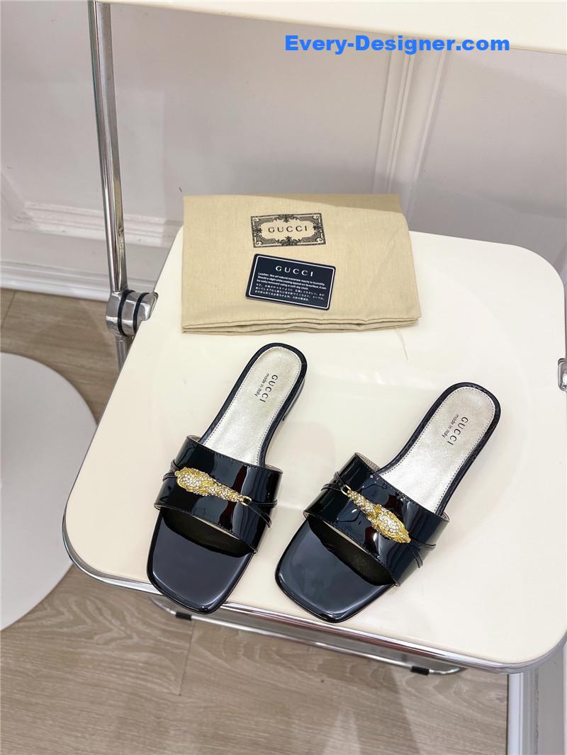 Gvc*1 new metal snake head slippers