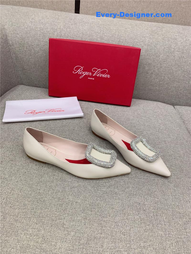 Roger vivier classic diamond buckle silk pumps